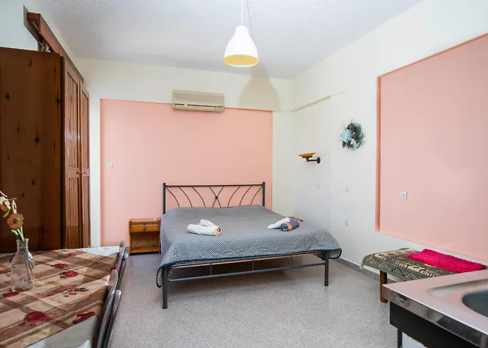 Cozy With Private Parking Apartamento